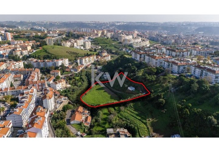 Helårsgrund i Odivelas, Lisbon, Odivelas - € 175.000 | Ref: KWPT-008961 - foto 1