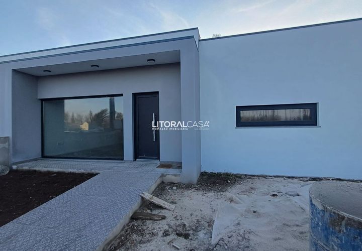 Villa i Aveiro, Aveiro, Aveiro - € 380.000 | Ref: VEN-3890 A - foto 1