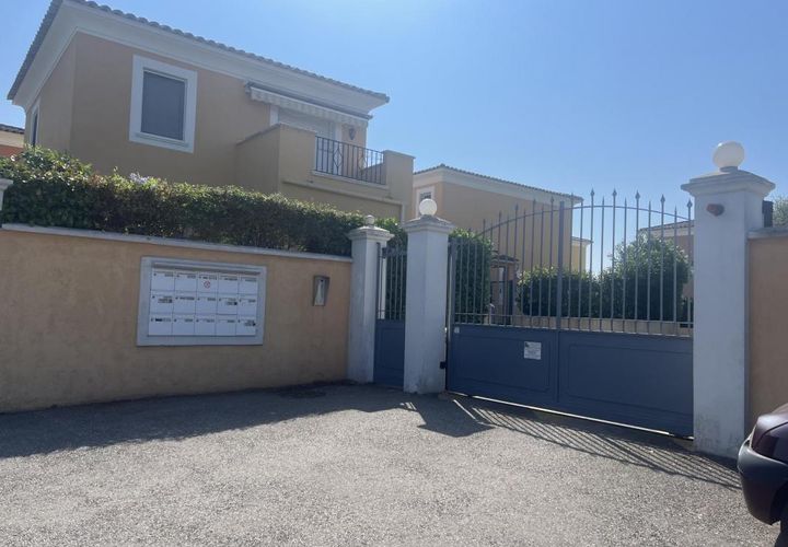 Farm i Antibes, Alpes-Maritimes, Antibes - € 690.000 | Ref: A5431 - foto 1