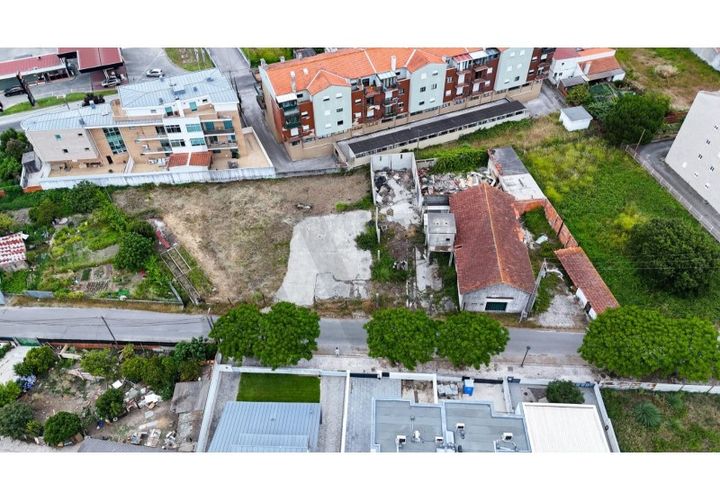 Helårsgrund i Aveiro, Aveiro, Aveiro - € 1.000.000 | Ref: 2198-2612 - foto 1