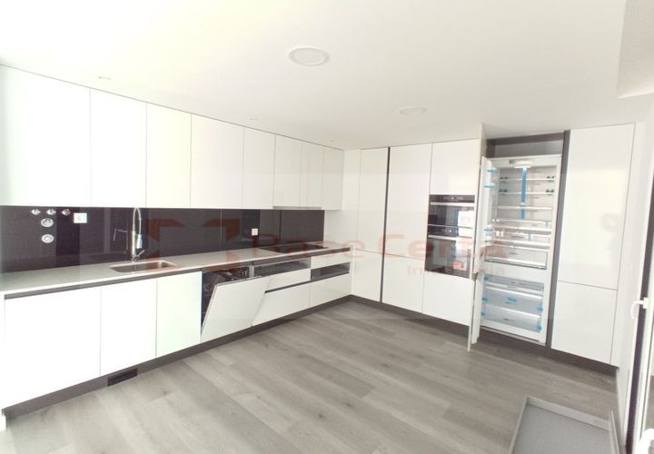Byhus i Corroios, Setubal, Corroios - € 795.000 | Ref: QF M 32218 PM - foto 1