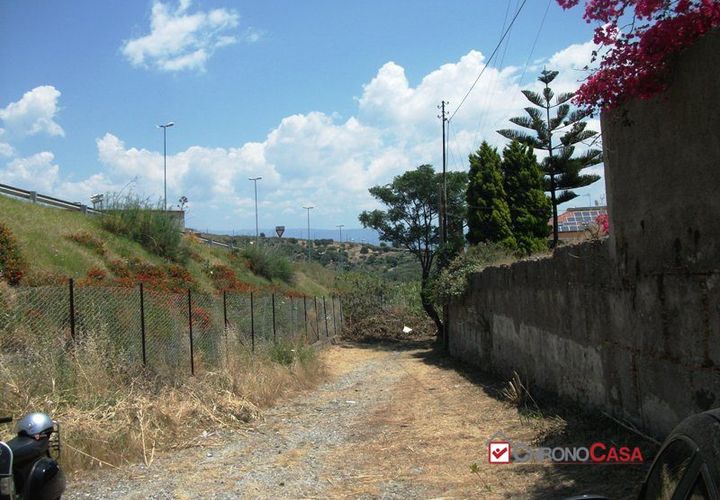 Helårsgrund i Messina, Messina, Messina - € 70.000 | Ref: 2VT10 - foto 1