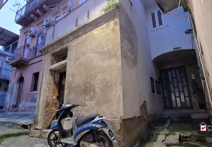 Erhvervsejendom i Messina, Messina, Messina - € 5.800 | Ref: VS878 - foto 1