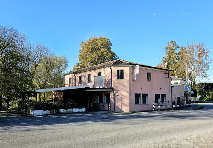 Erhvervsejendom i Cinto Euganeo, Padua, Cinto Euganeo - € 200.000 | Ref: ATT 85 - foto 1