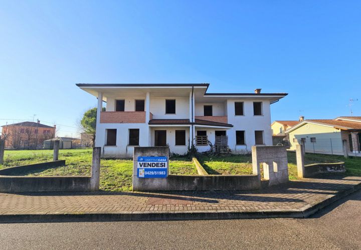 Villa i Borgo Veneto, Padua, Borgo Veneto - € 110.000 | Ref: BIF 443 - foto 1