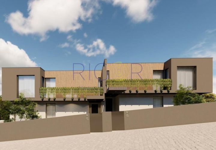 Helårsgrund i Maia, Porto, Maia - € 165.000 | Ref: MC080 - foto 1