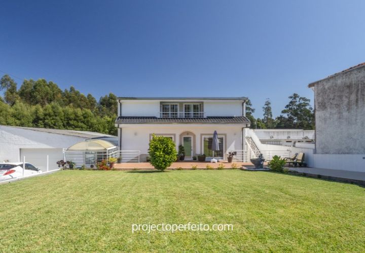 Villa a Espinho, Aveiro, Espinho - € 349.000 | Ref: 3797 - foto 1