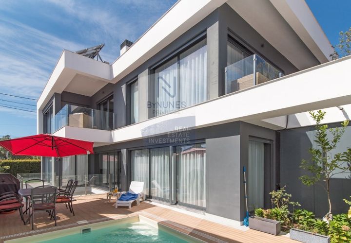 Villa a Almada, Setubal, Almada - € 780.000 | Ref: ID 01001102-159 - foto 1