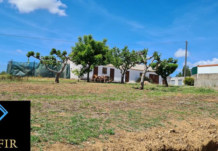 Helårsgrund i Tomar, Santarem, Tomar - € 95.000 | Ref: 00535 - foto 1