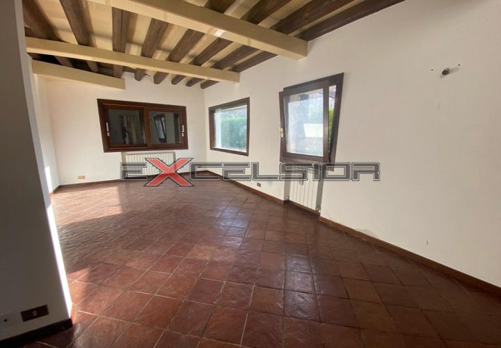 Villa i Adria, Rovigo, Adria - € 210.000 | Ref: AD0016V-L - foto 1