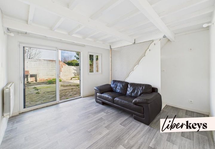 Villa a Massy, Essonne, Massy - € 195.000 | Ref: DOM17463 - foto 1