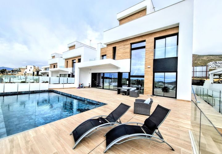 Villa i Finestrat, Alicante, Finestrat - € 1.550.000 | Ref: NCB4307 - foto 1