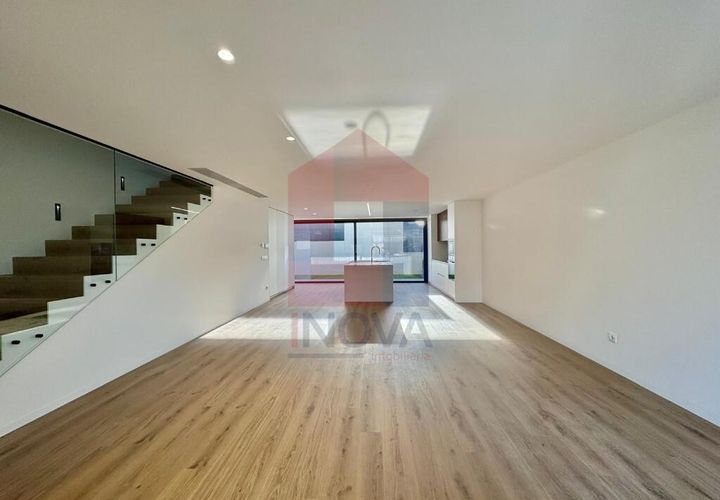Rækkehus i Vila Verde, Braga, Vila Verde - € 470.000 | Ref: 08402 - foto 1