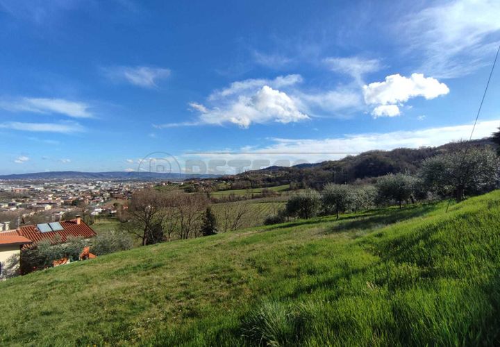 Helårsgrund i Arzignano, Vicenza, Arzignano - € 120.000 | Ref: AG2508-TERRENO - foto 1