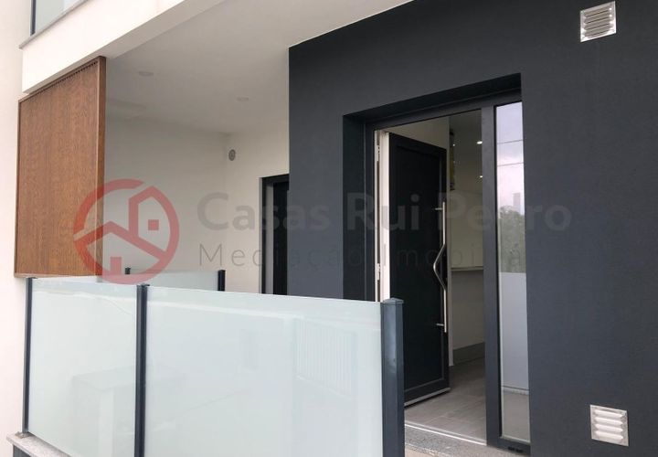 Villa in Corroios, Setubal, Corroios - € 555.000 | Ref: 4433CM1 - foto 1