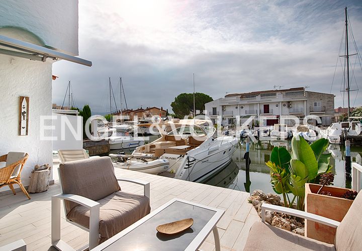 Rækkehus i Roses, Gerona, Roses - € 279.000 | Ref: W-02UTM4 - foto 1