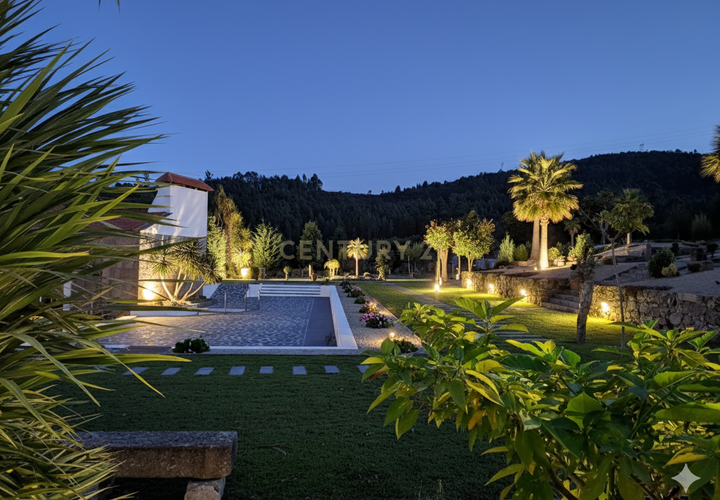 Farm hus i Maia, Porto, Maia - € 1.400.000 | Ref: C0478-00134 - foto 1
