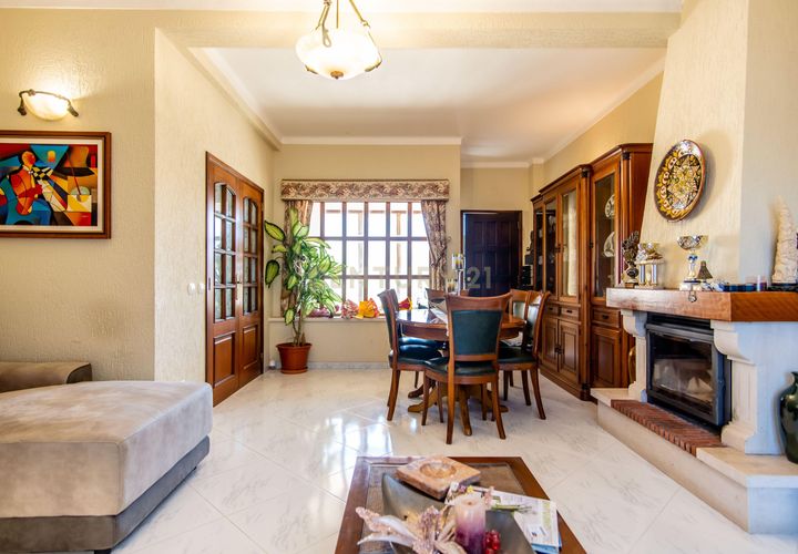 Villa i Estombar, Faro, Estombar - € 493.000 | Ref: C0240-02548 - foto 1