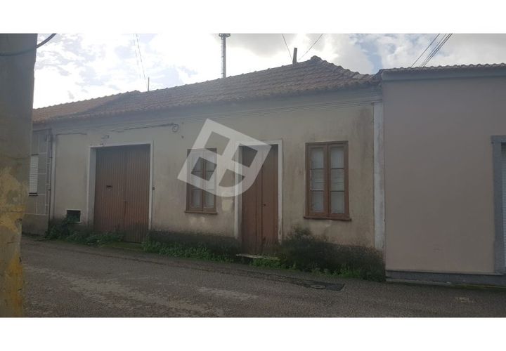Villa i Aveiro, Aveiro, Aveiro - € 135.000 | Ref: 4234 - foto 1