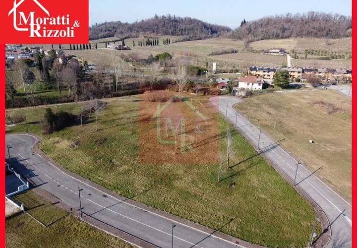 Helårsgrund i Manzano, Udine, Manzano - € 90.000 | Ref: AR2227 - foto 1