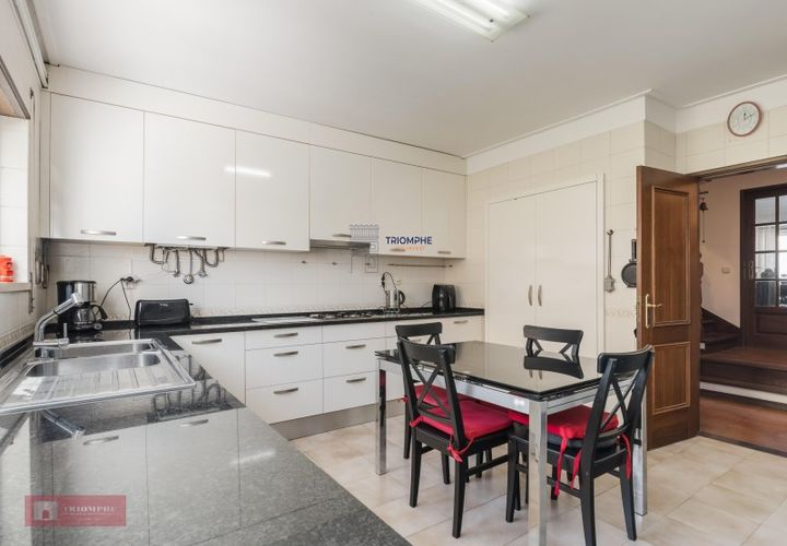 Villa i Carcavelos, Lisbon, Carcavelos - € 650.000 | Ref: TPH160-01 - foto 1
