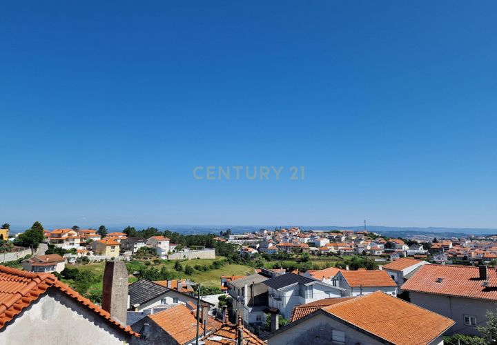 Villa i Seia, Guarda, Seia - € 25.000 | Ref: C0203-01493 - foto 1