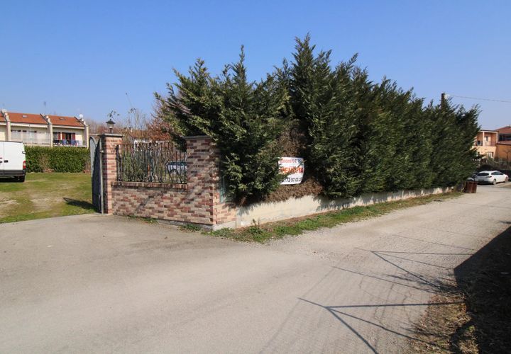 Tomt i Canale, Cuneo, Canale - € 60 000 | Ref: 85708930 - foto 1