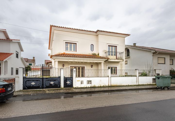 Villa i Entroncamento, Santarem, Entroncamento - € 435.000 | Ref: C0354-00701 - foto 1