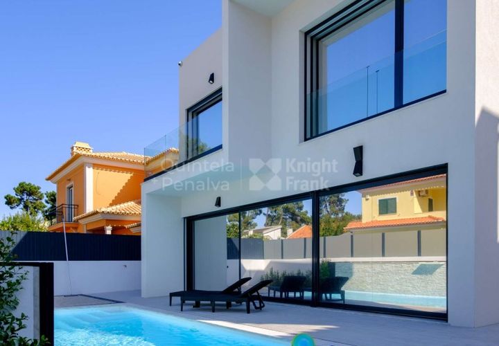 Villa i Almada, Setubal, Almada - € 999.999 | Ref: PROP-028362 - foto 1