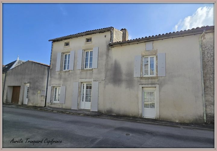 Villa a Aulnay, Charente-Maritime, Aulnay - € 150.000 | Ref: 340934225083 - foto 1