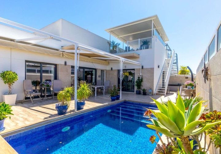 Villa i Daya Nueva, Alicante, Daya Nueva - € 359.000 | Ref: 200-3922 - foto 1