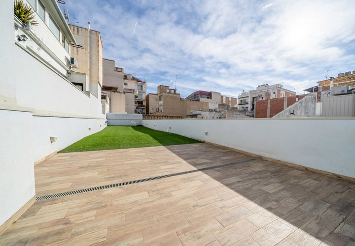 Landsbyhus i Calella, Barcelona, Calella - € 840.000 | Ref: c-4411 - foto 1