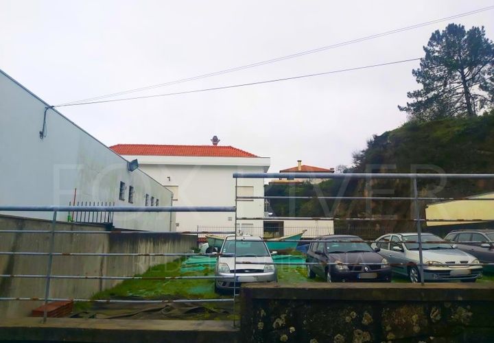 Helårsgrund i Darque, Viana do Castelo, Darque - € 110.000 | Ref: UNU-F3-70-30 - foto 1