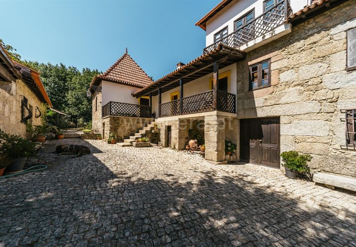Villa i Covilha, Castelo Branco, Covilha - € 600.000 | Ref: 111240141 - foto 1