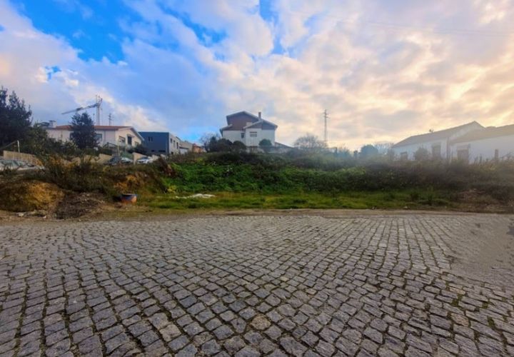 Helårsgrund i Canidelo, Porto, Canidelo - € 227.500 | Ref: IS0725 - foto 1