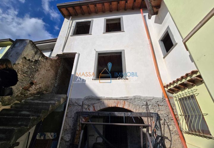 Byhus i Massa, Massa and Carrara, Massa - € 165.000 | Ref: 3350 - foto 1