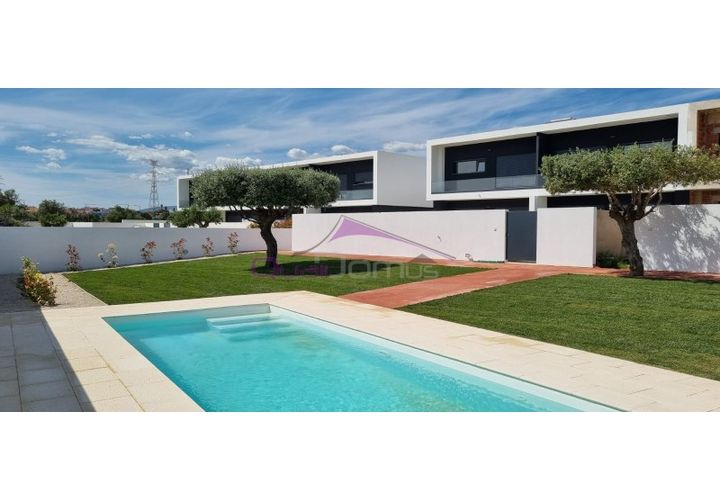 Villa a Entroncamento, Santarem, Entroncamento - € 495.000 | Ref: 2431 - foto 1