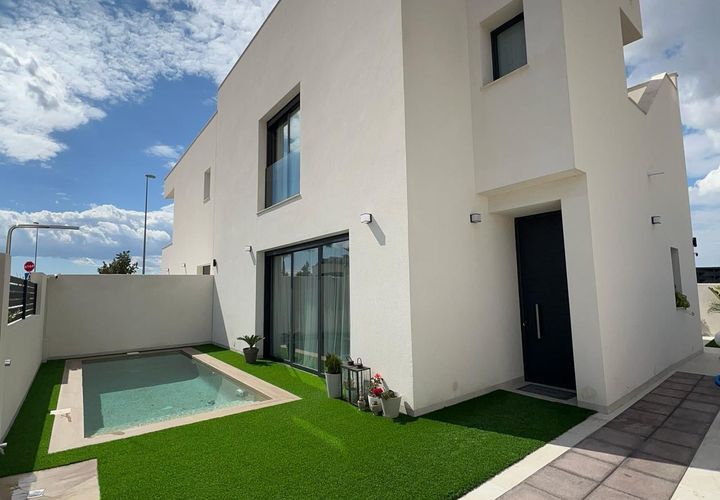 Villa i Benijofar, Alicante, Benijofar - € 365.000 | Ref: MLSC2040806 - foto 1