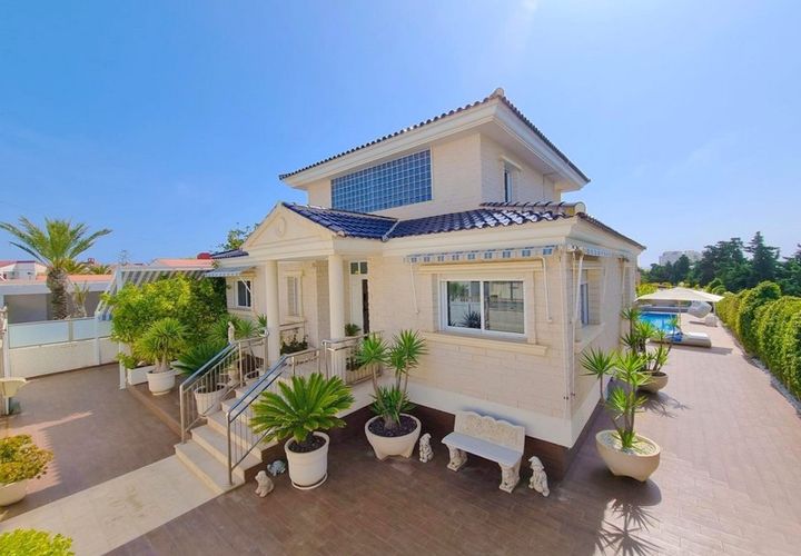 Villa i La Mata, Alicante, La Mata - € 1.170.000 | Ref: HE21988 - foto 1