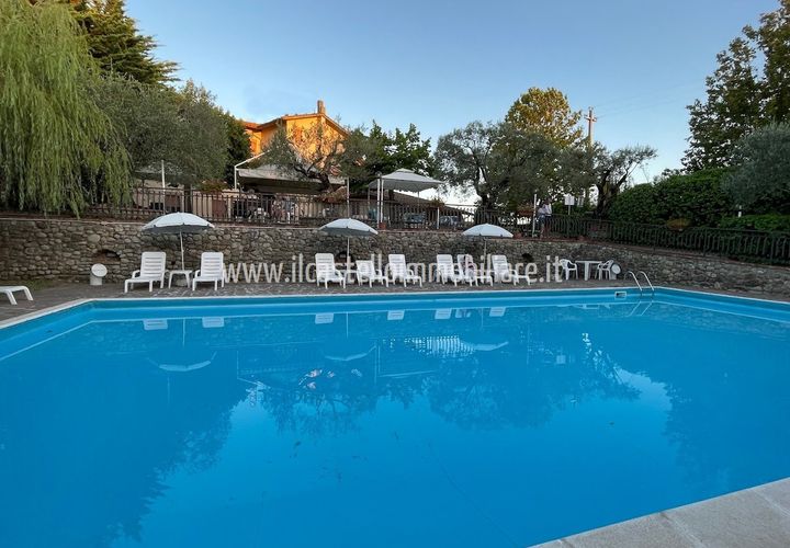 Erhvervsejendom i Chiusi, Siena, Chiusi - € 1.200.000 | Ref: AL8 - foto 1
