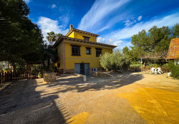 Landejendom i Orihuela, Alicante, Orihuela - € 360.000 | Ref: COL-37509 - foto 1