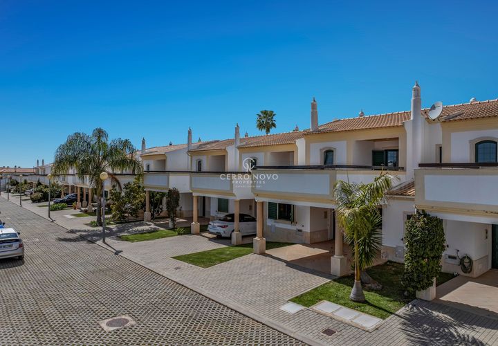 Byhus i Albufeira, Faro, Albufeira - € 520.000 | Ref: CNV3757 - foto 1