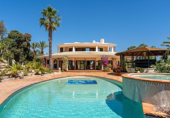 Villa i Lagoa, Faro, Lagoa - € 1.450.000 | Ref: SF-SAFTI:006510 - foto 1