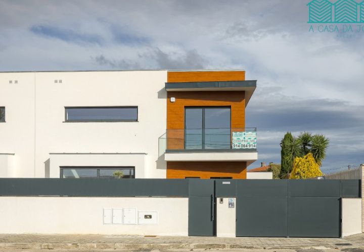 Villa a Aveiro, Aveiro, Aveiro - € 595.000 | Ref: CAS_2096 - foto 1