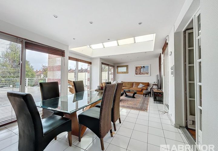 Villa i Loos, Nord, Loos - € 495.000 | Ref: LOOS-36570-TSUBI - foto 1
