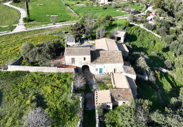 Villa a Ragusa, Ragusa, Ragusa - € 399.000 | Ref: L 2080 A - foto 1