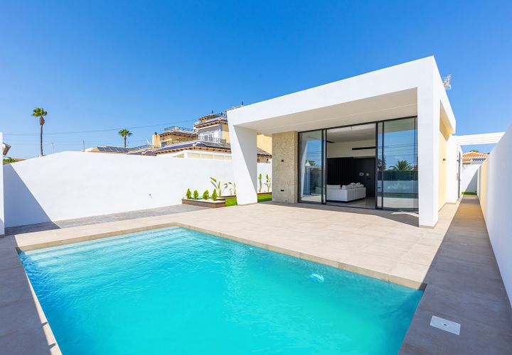 Villa a Torrevieja, Alicante, Torrevieja - € 700.000 | Ref: N8675-NB - foto 1