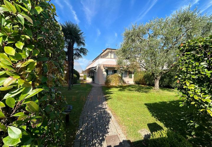 Villa i Padua, Padua, Padua - € 750.000 | Ref: V844SC - foto 1