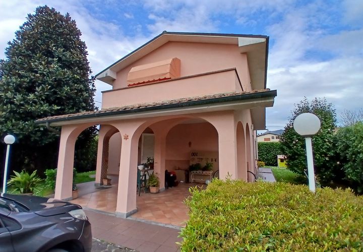 Villa i Lucca, Lucca, Lucca - € 340.000 | Ref: 6306 - foto 1