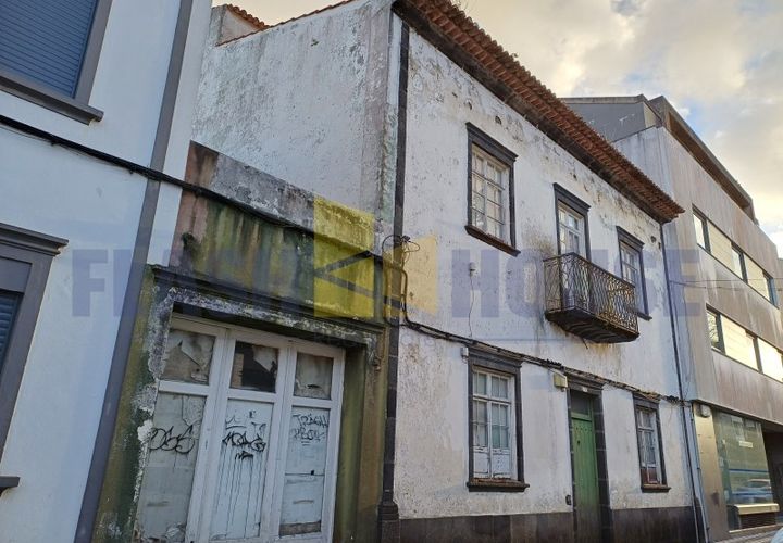 Rækkehus i Ponta Delgada, Sao Miguel, Ponta Delgada - € 450.000 | Ref: FHPM3059 - foto 1
